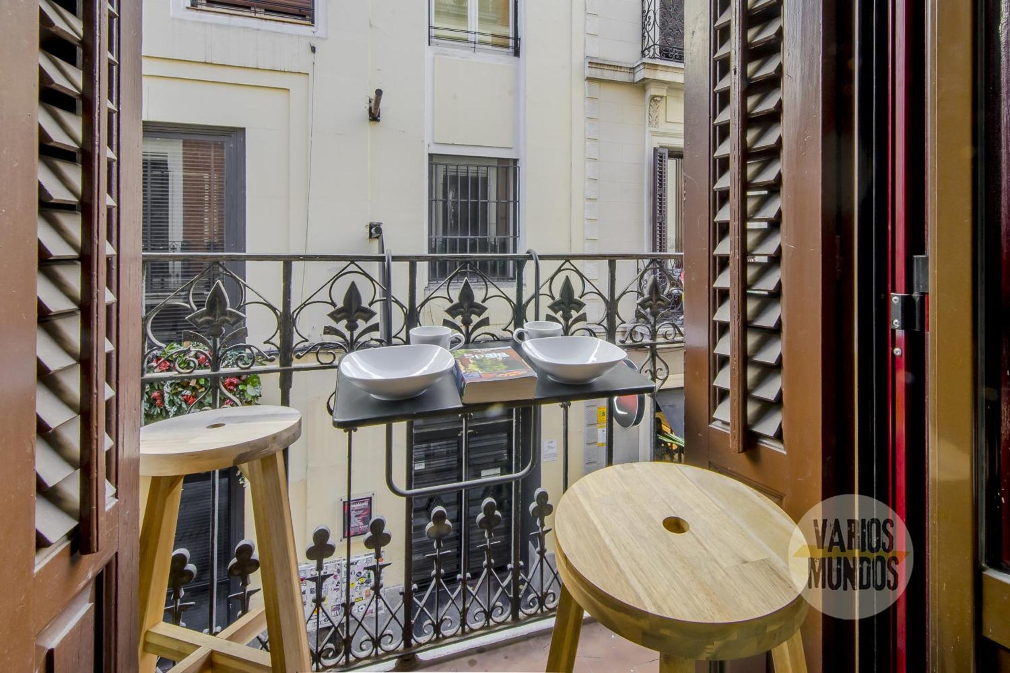 Beautiful Loft Para 3Pax En Huertas-Cortes Madrid Exterior photo